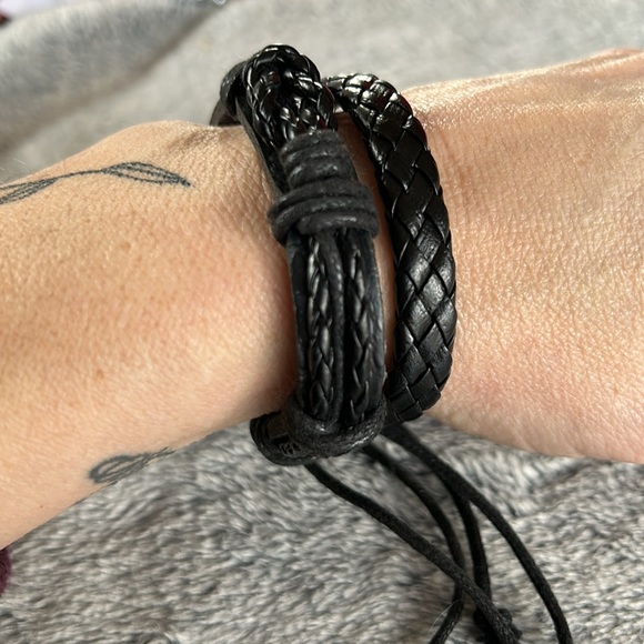 NWOT🌟Mens Black Multilayer Faux Leather Braided Bracelets - Picture 7 of 7